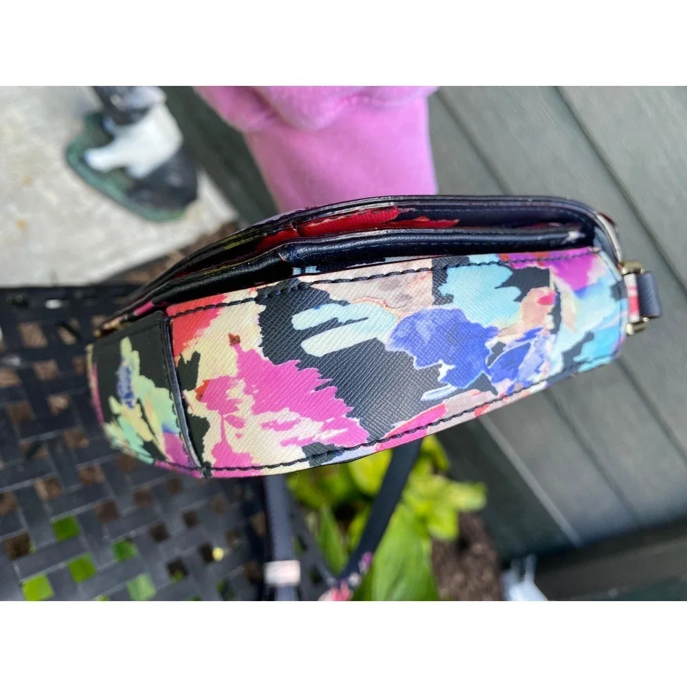 Kate Spade Laurel Way Carsen Blurry Floral Crossbody Saffiano Leather Bag‎